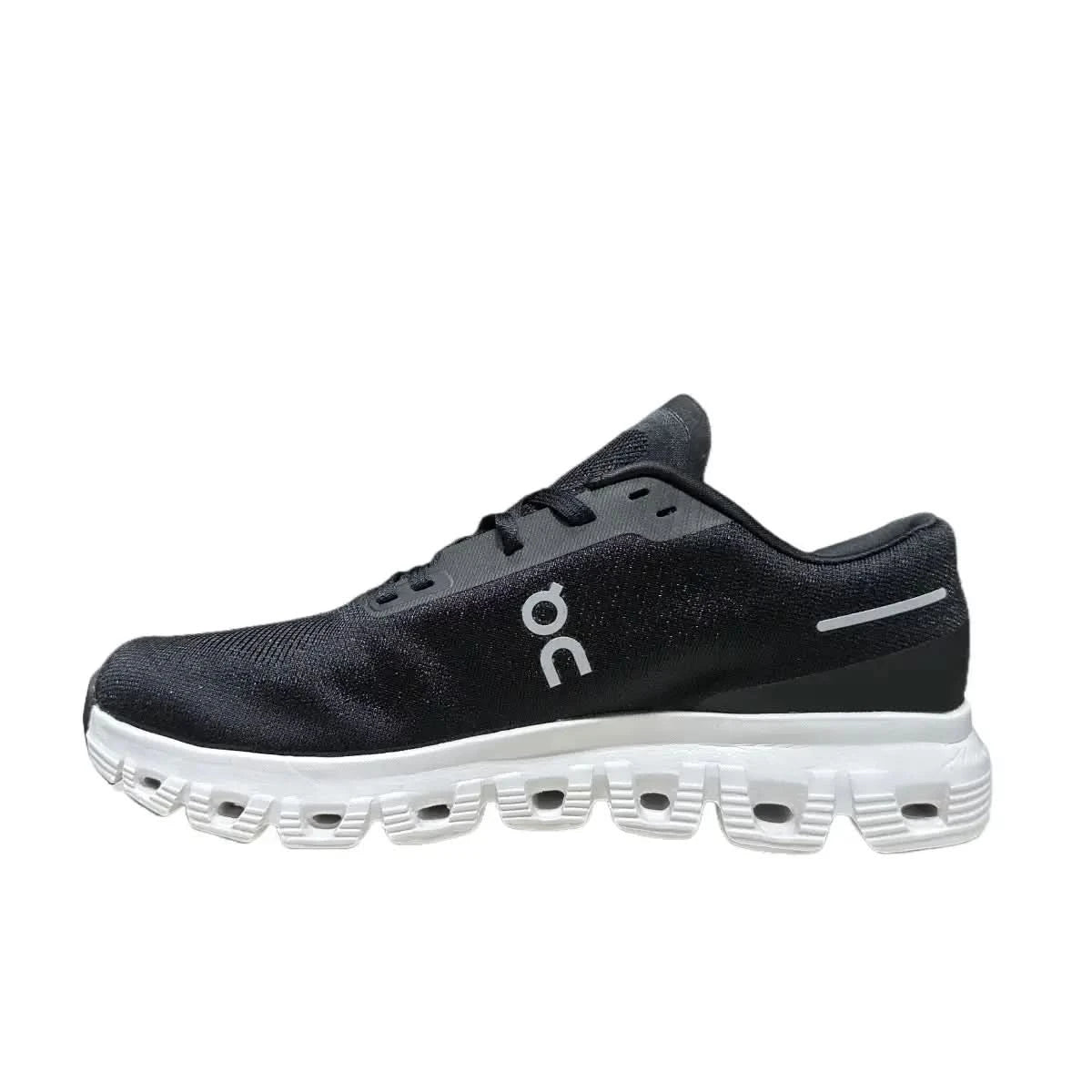 On Cloud 6 Push Women's black and white