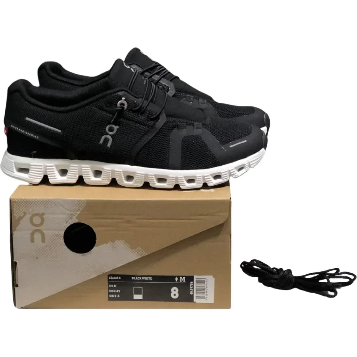 On Cloud 5 Women's Black and white - Onsrunners