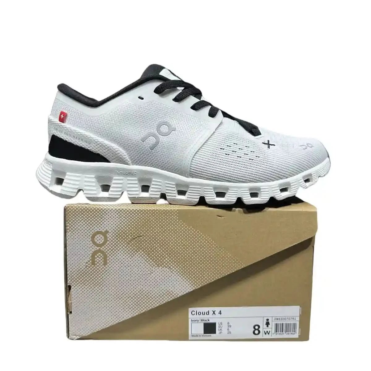 On Cloud X4 women's Ivory White/Black - Onsrunners