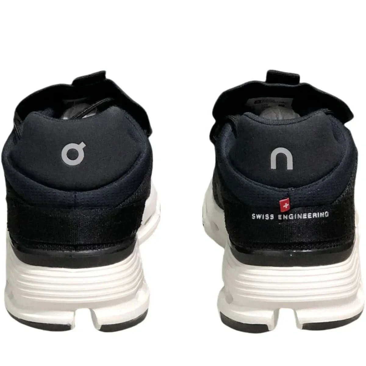 On Cloudnova Men's Black/White - Onsrunners