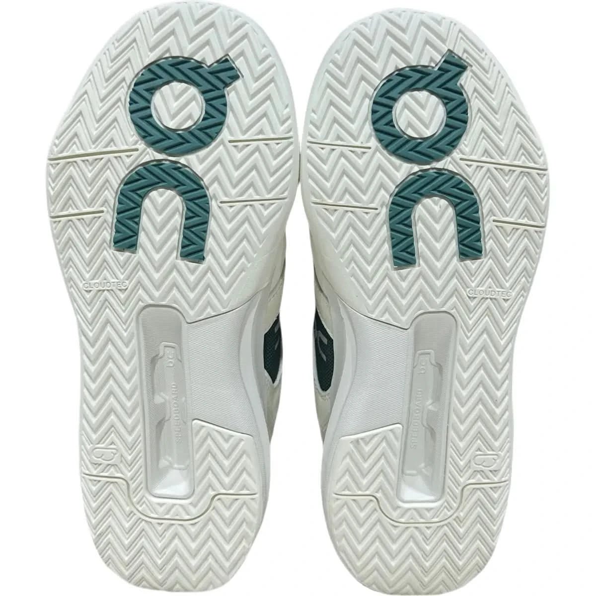 On The Roger Clubhouse Pro Women's White/Green - Onsrunners