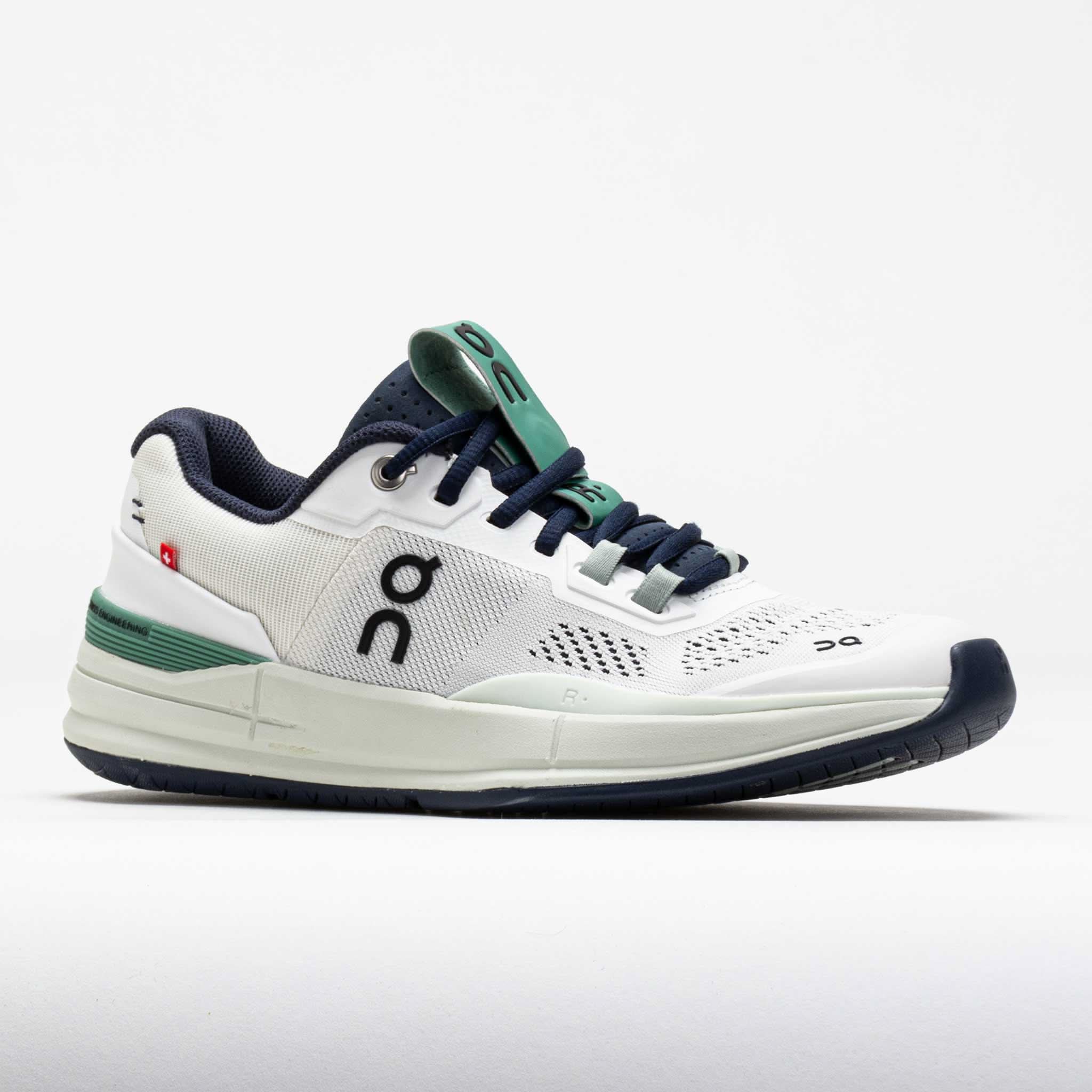 On The Roger Pro Women's Undyed White/Aloe - Onsrunners